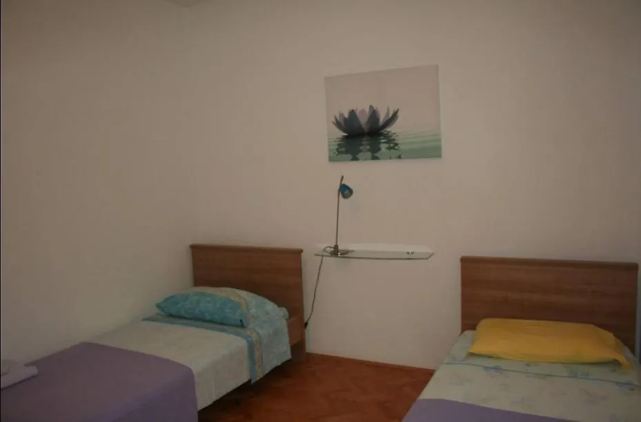 Bibi Apartment Krnica Croatia